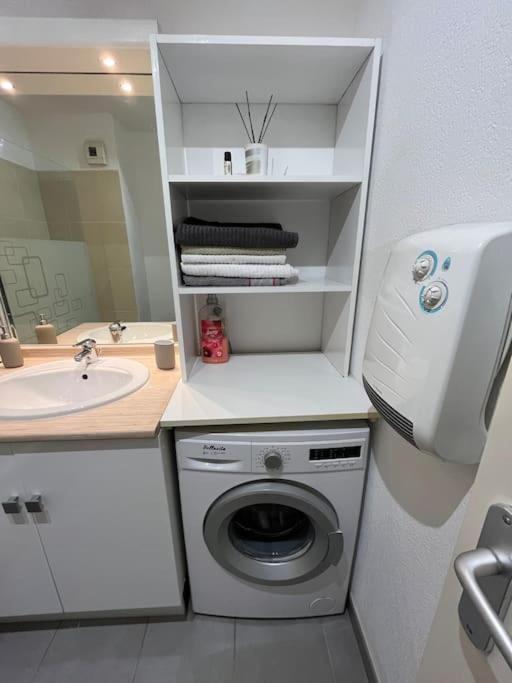 Joli Appt 45 M2 Avec Terrasse Apartment Lunel  Ngoại thất bức ảnh