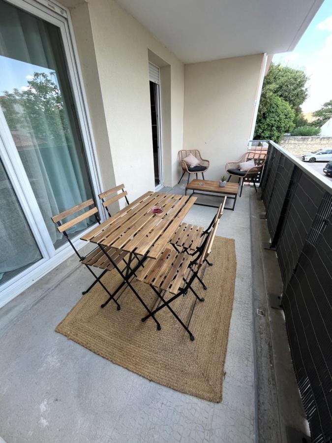 Joli Appt 45 M2 Avec Terrasse Apartment Lunel  Ngoại thất bức ảnh